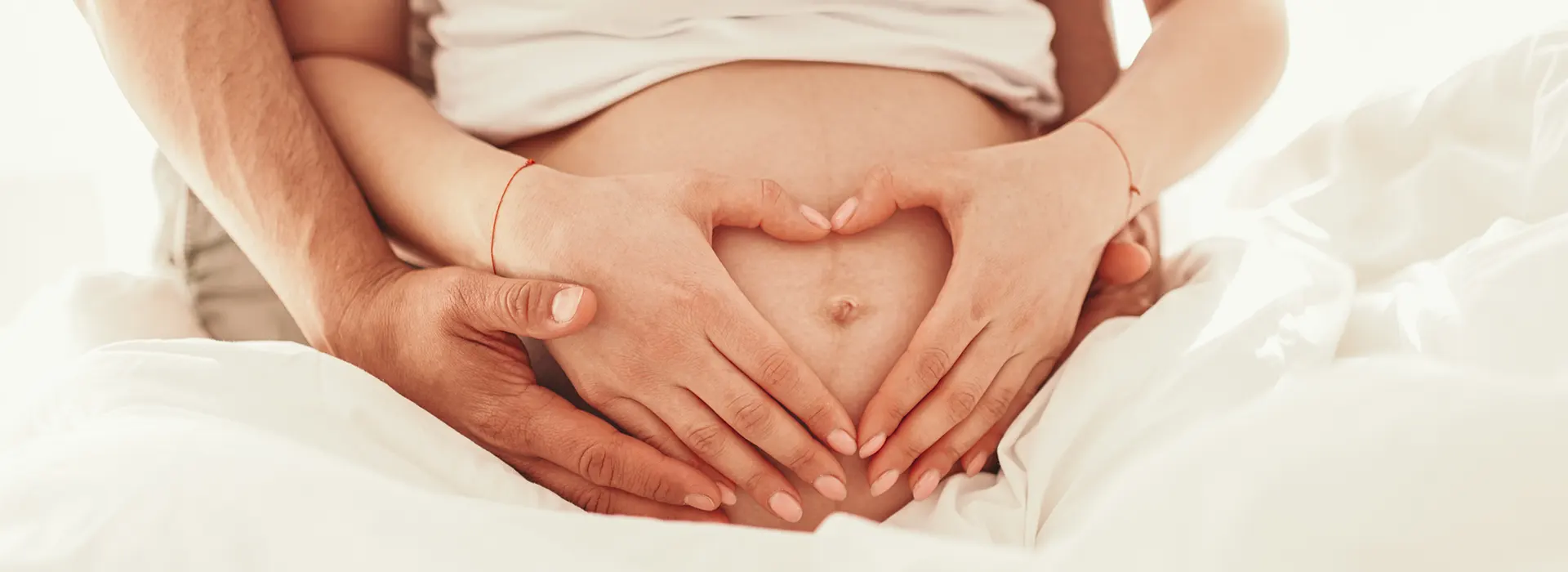 Come stai? Che cosa desideri? Come senti il bambino e che cosa sai dirmi di lui? Queste sono le principali domande da porre all’inizio della gravidanza!