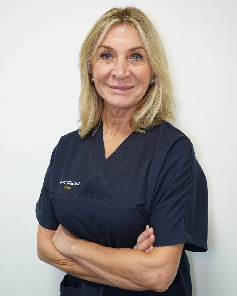 Raffaella Sala Osteopata, Michienzi Studio di Osteopatia a Milano.