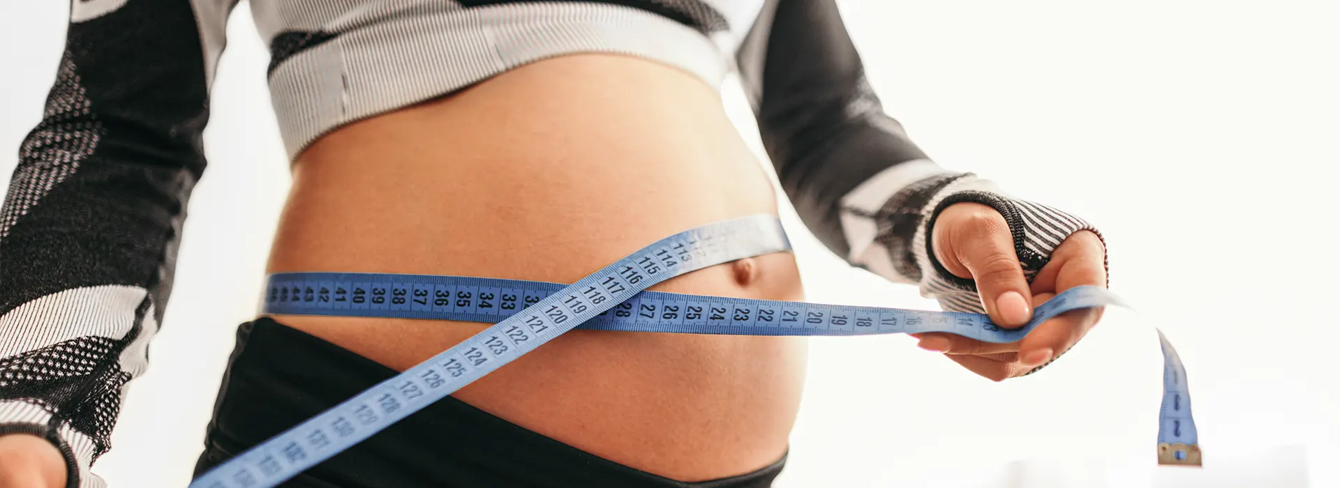 Tra i cambiamenti più profondi durante la gravidanza ci sono gli adattamenti metabolici, processi attraverso cui l'organismo materno si riorganizza per sostenere la crescita del feto, garantire l'energia necessaria e prepararsi al parto e all'allattamento.